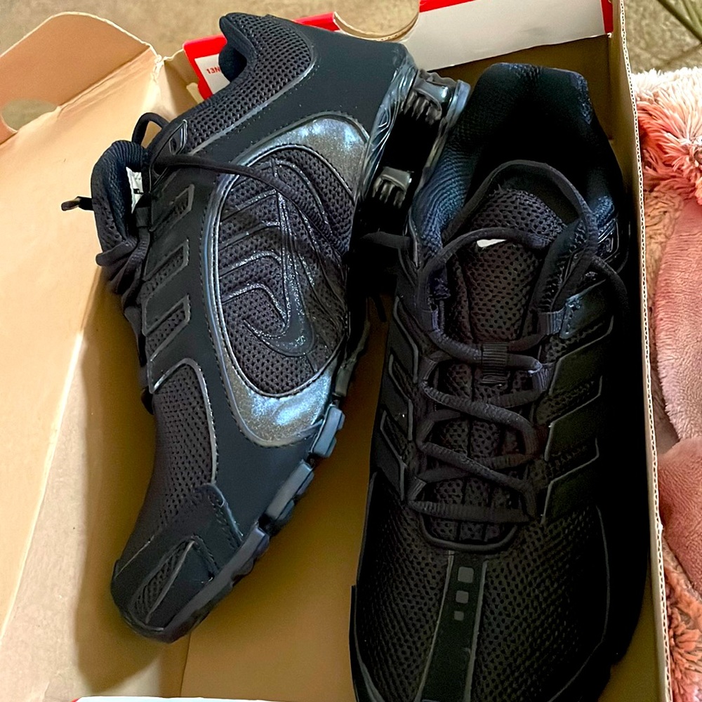 Nike shox Navina